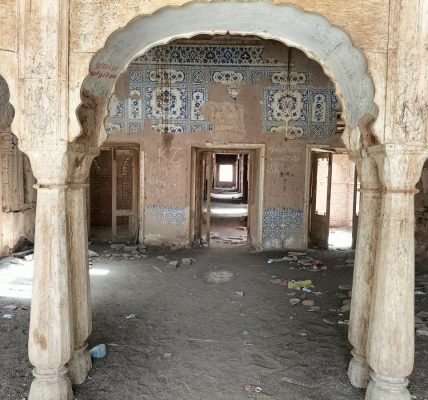 Derawar Fort Inside4