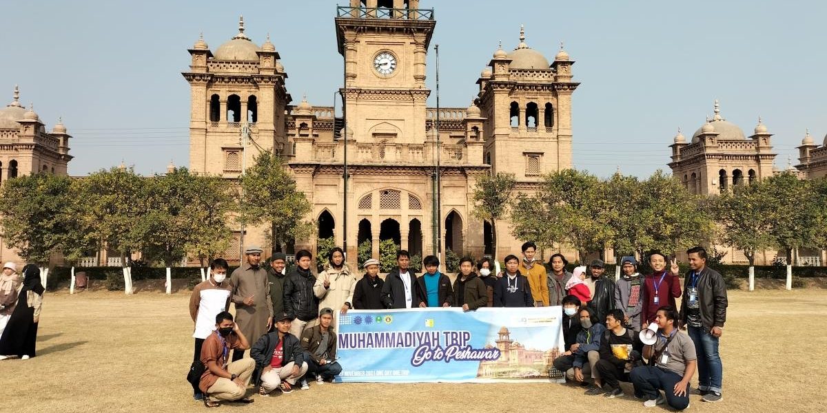 Islamia College Indonesian Tourist Group