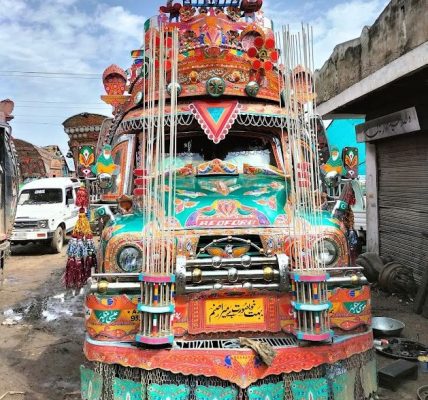 Pakistani Bus Tour