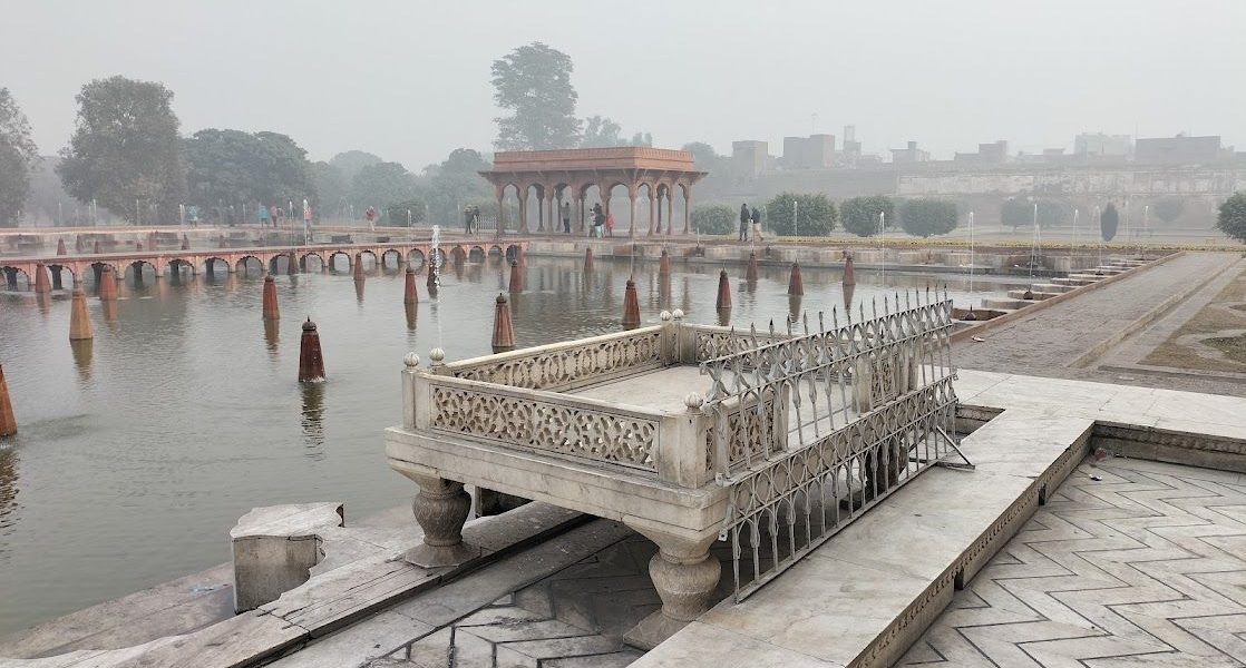 Shalimar Garden Lahore 2 1