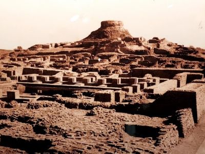 Mohenjodaro Tour