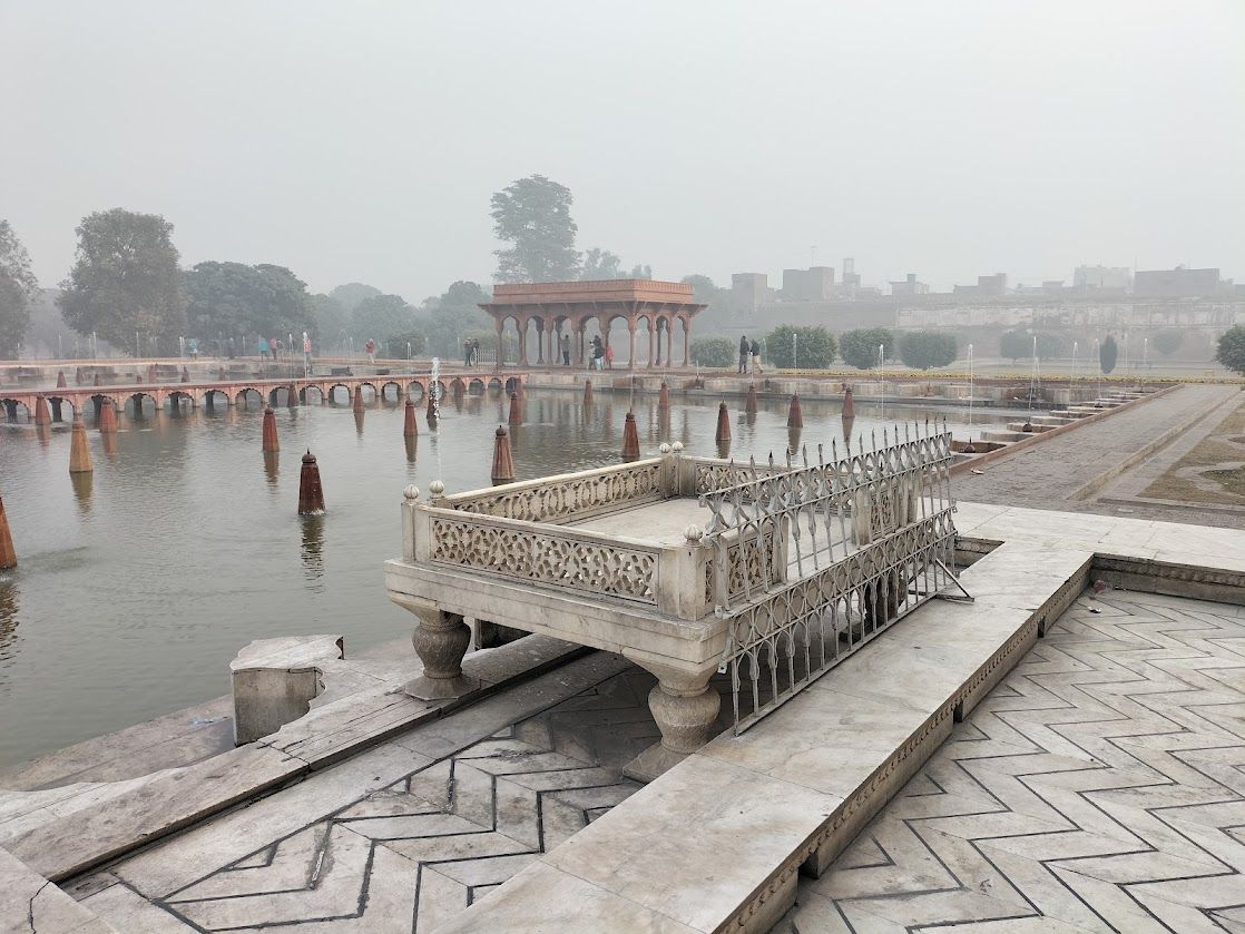 Shalimar Garden Lahore 2